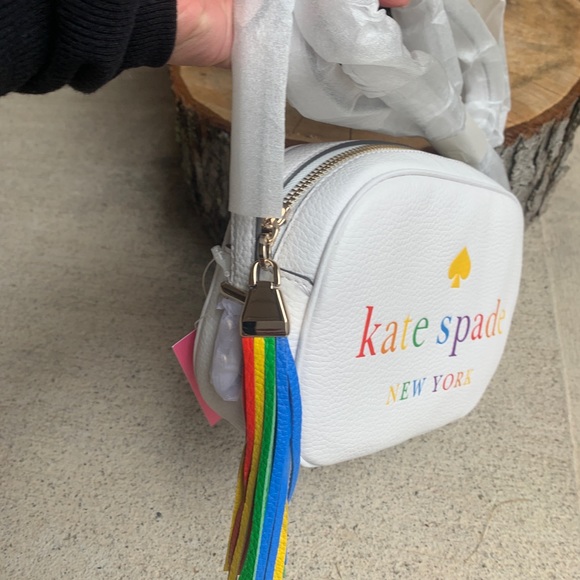 Authentic Kate Spade pebbled leather 🌈logo zip crossbody - Picture 11 of 16